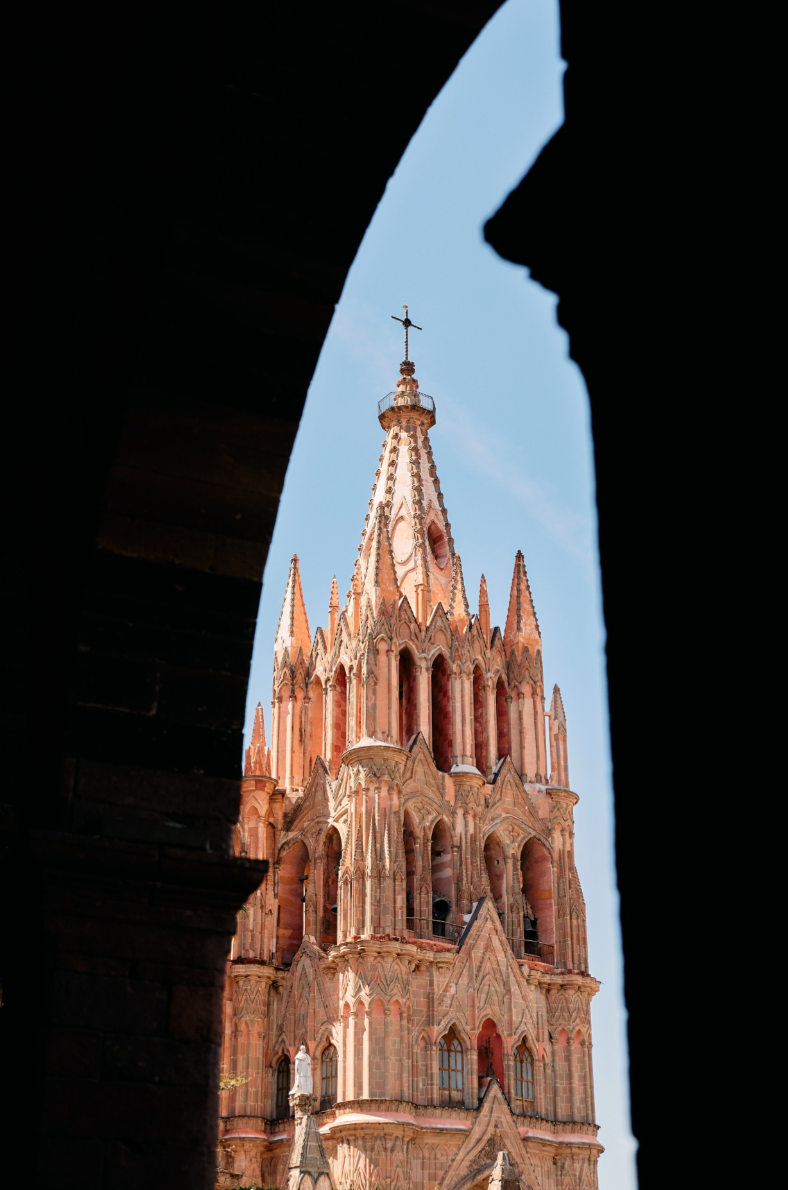 Join Jules in San Miguel De Allende, Mexico