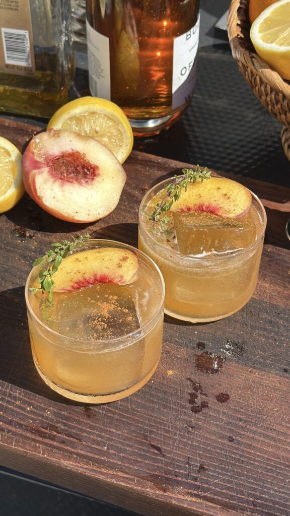 peach bourbon smash