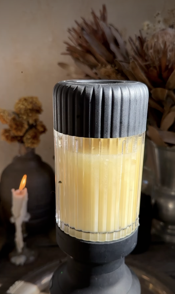 making vampire's kiss cocktail in a blender