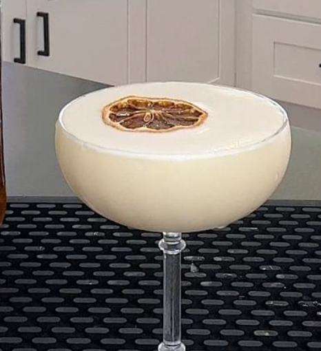 Lemon Meringue Martini 🍋