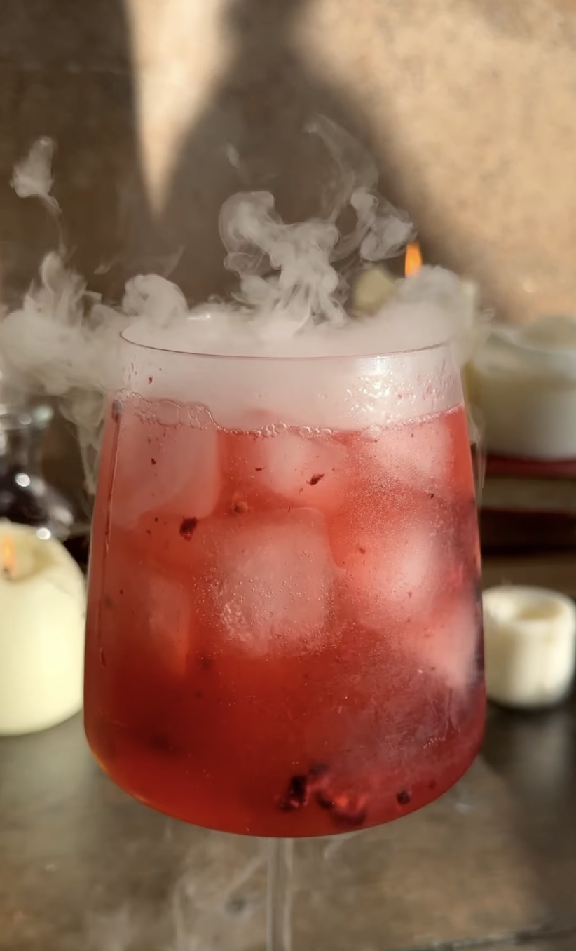 Hallows Eve Tonic, Blackberry Tonic Spritz