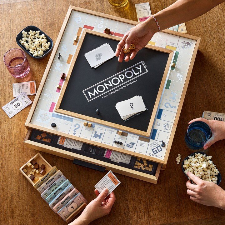 monopoly-luxury-edition-maple-board-game.jpg