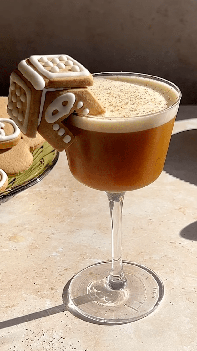 Gingerbread amaretto sour