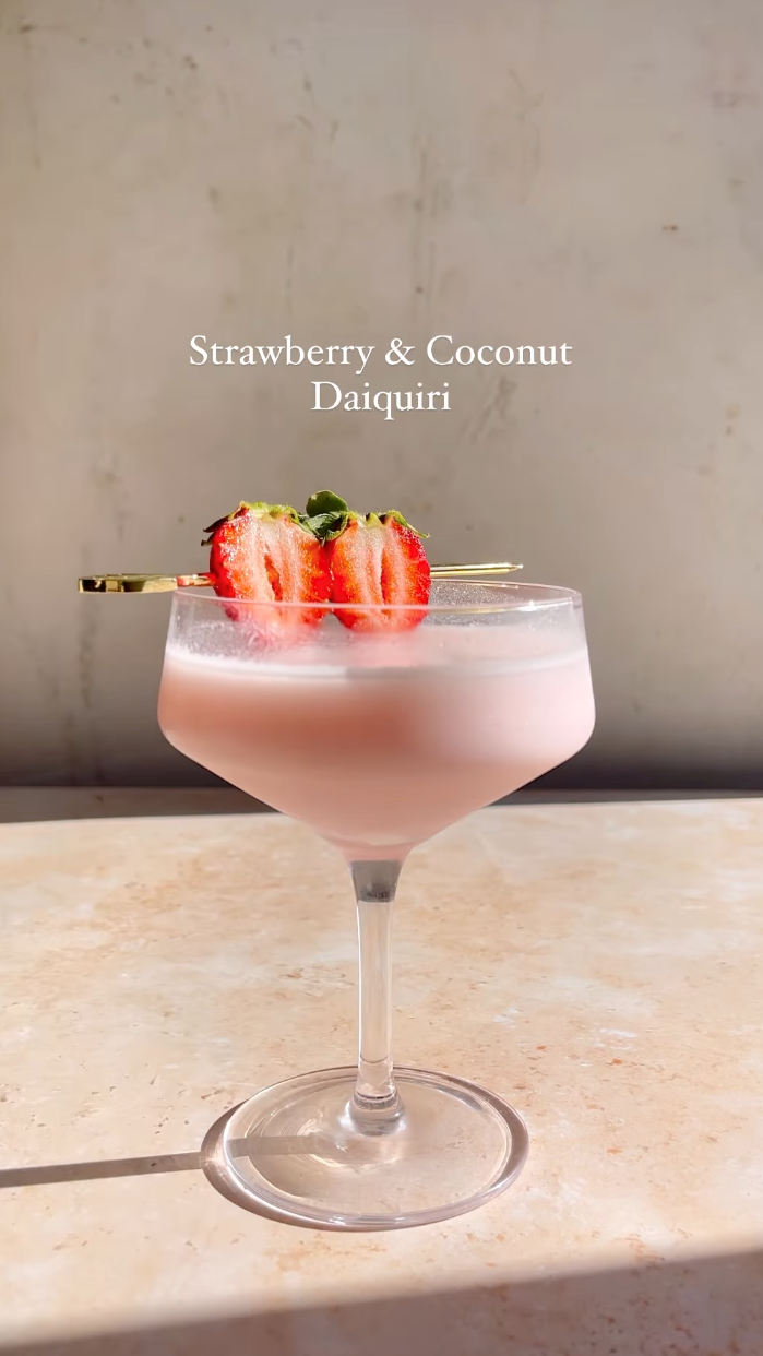 strawberry coconut daiquiri