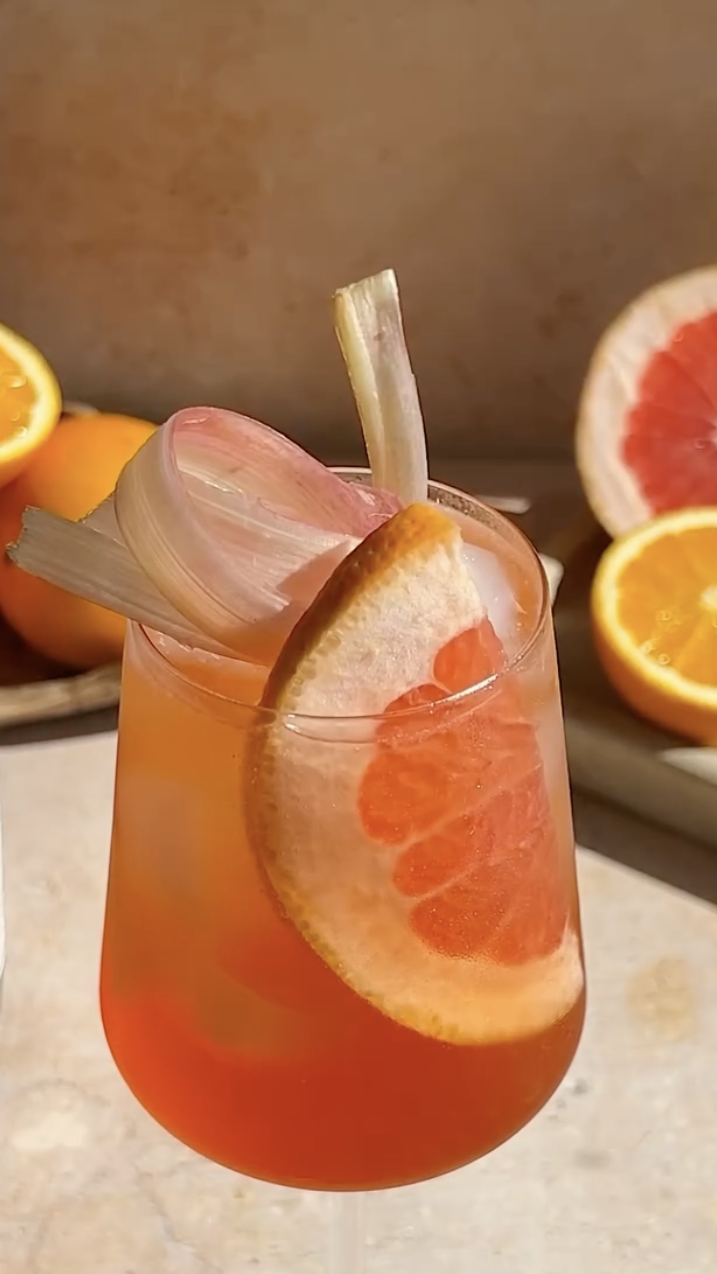 Spring rhubarb spritz
