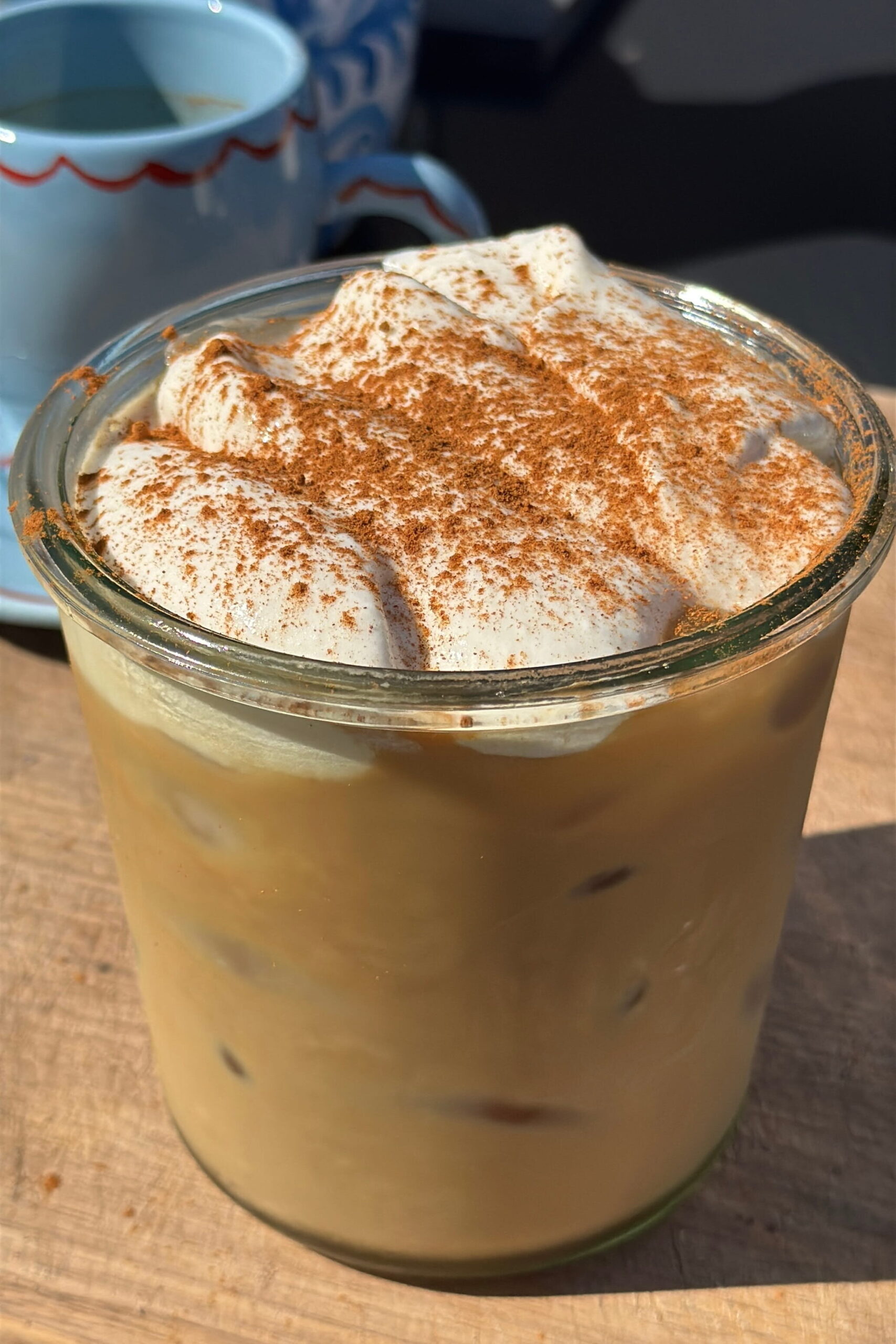 cinnamon roll simple syrup latte