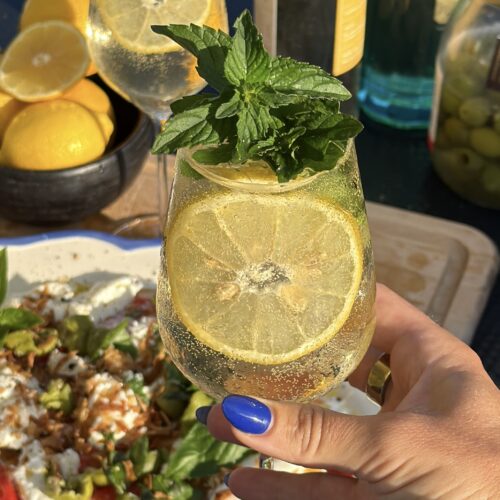 white wine spritz