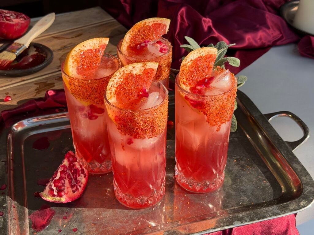 pomegranate paloma